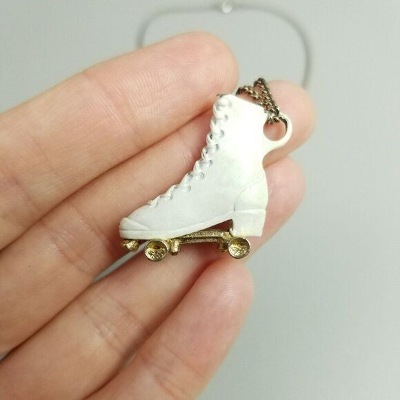 Vintage Roller Skate Pendant Necklace, White Enamel, Retro Style, Estate - Picture 7 of 9
